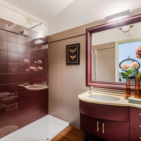 Aqua Noir - A Hidden Haven Apartment