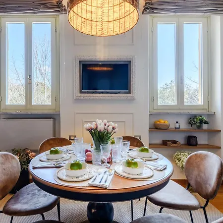 Aqua Noir - A Hidden Haven Apartment Viareggio