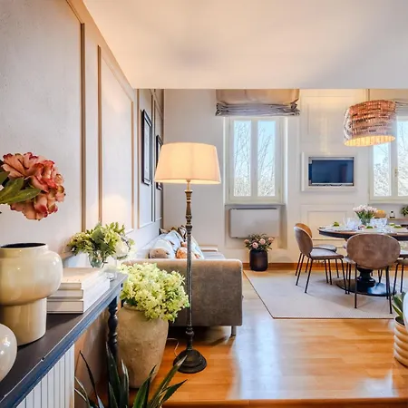 Aqua Noir - A Hidden Haven Apartment Viareggio